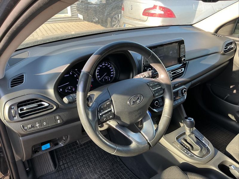 Hyundai i30 1.5 1.5 T-GDI Mild LED CZ - fotka 3 z 27