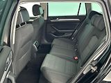 Volkswagen Passat (2022) Business 2.0 TDI 110kW - náhled 8
