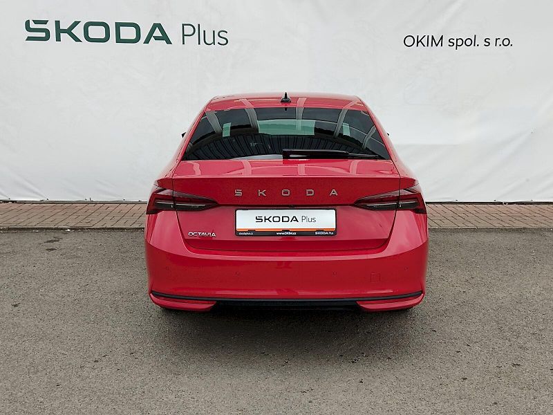 Škoda Octavia (2024) Top Selection 1,5 Tsi 110 Kw D - fotka 34 z 37
