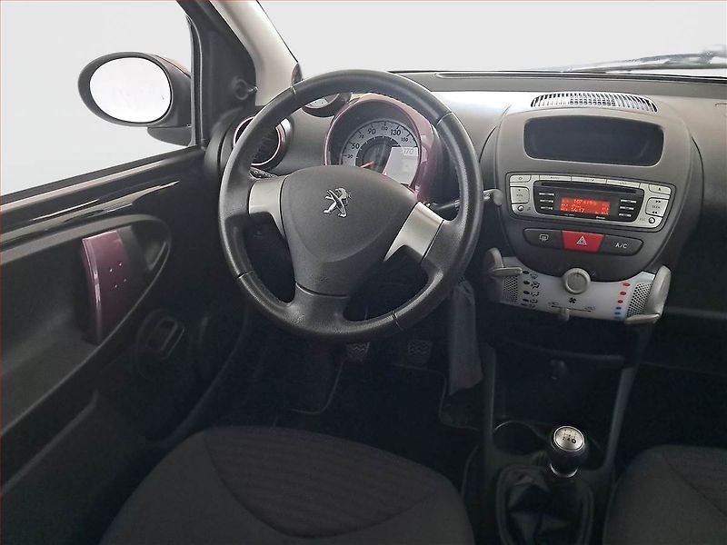 Peugeot 107 (2014) 1.0 - fotka 7 z 14