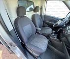 Opel Combo 1,4 i + CNG,88kW,serv.kn. - náhled 20