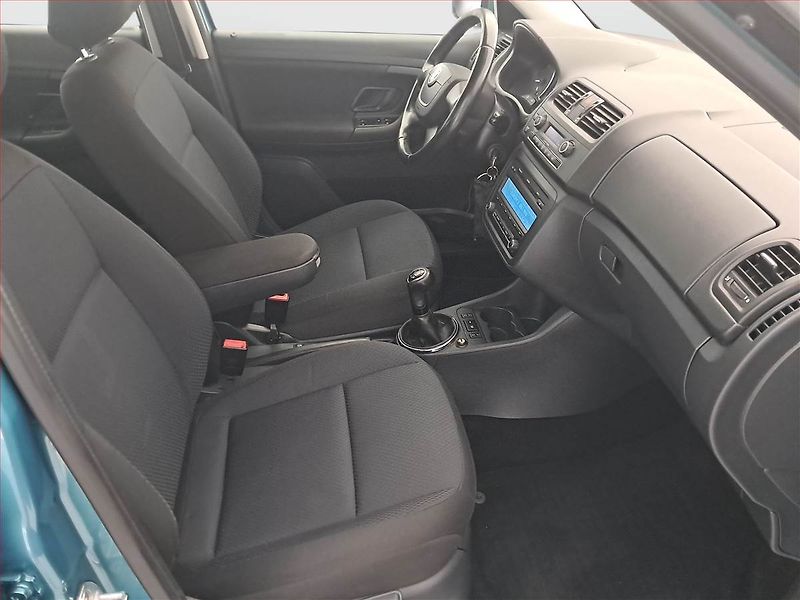Škoda Fabia (2012) Elegance 1.2 TSI, Serv.kniha - fotka 9 z 17