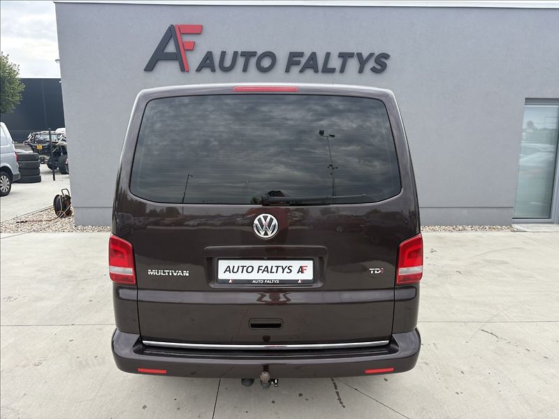 Volkswagen Multivan 2,0 103 kw servis TOP stav - fotka 6 z 28