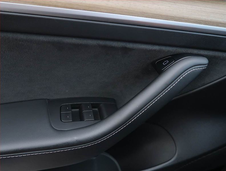 Tesla Model 3 (2021) Std Range Plus LFP, SoH 92% - fotka 30 z 32