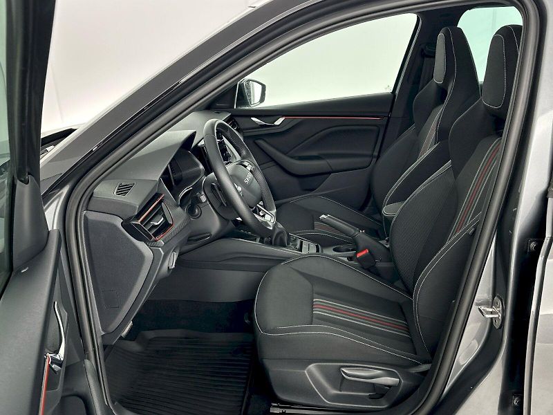 Škoda Kamiq (2025) DSG 1.5TSI 110kW Monte Carlo - fotka 7 z 32