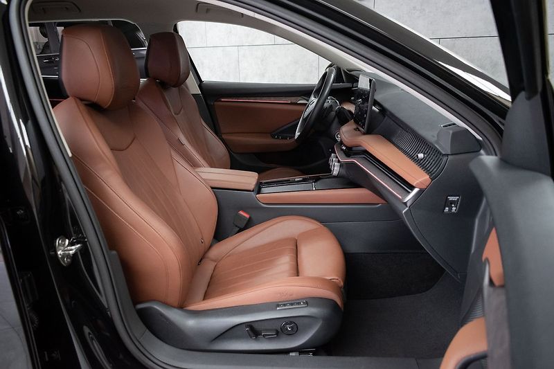 Škoda Superb 2.0TDI L&K*TAŽNÉ*ZÁRUKA*DPH*ČR - fotka 14 z 51