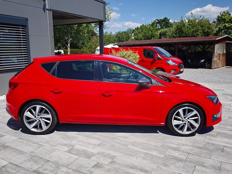 Seat Leon (2014) FR 1,4 TSI 90 Kw - fotka 4 z 37