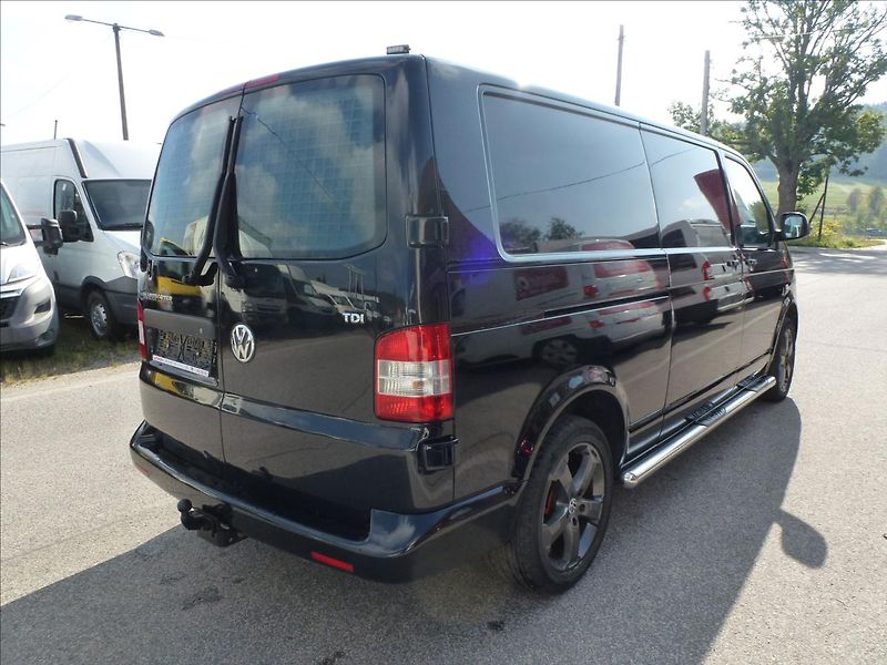Volkswagen Transporter 2,0 TDI Long - fotka 9 z 48