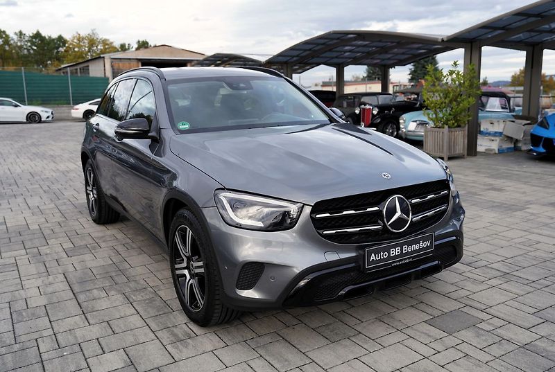 Mercedes-Benz GLC 220d 4Matic/facelift - fotka 8 z 42