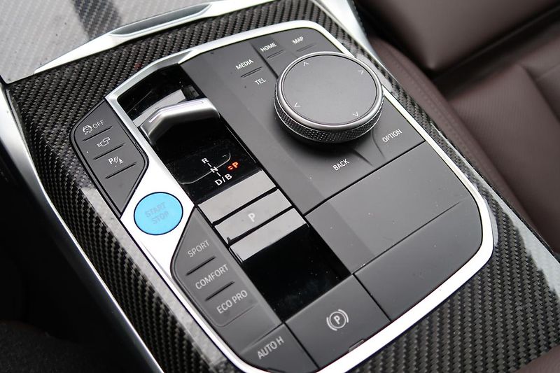 BMW i4 M50 xDrive - fotka 10 z 15