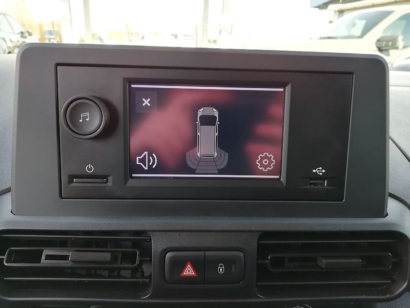 Toyota ProAce CITY 1,5D Active 96kW - fotka 12 z 16