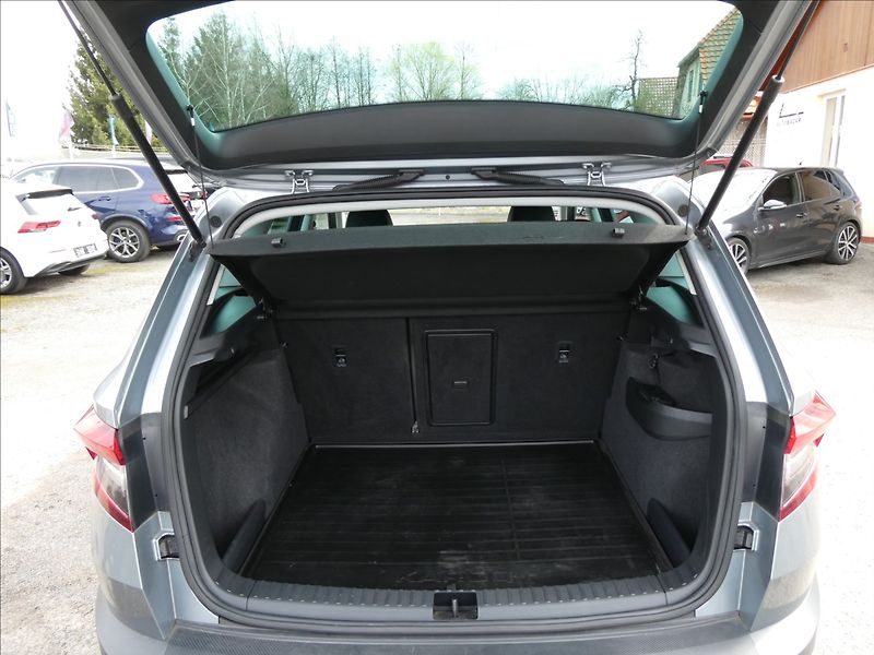 Škoda Karoq 2,0 TDi 110kW,DSG,4x4,1majitel - fotka 18 z 45