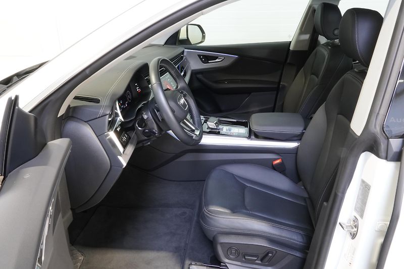 Audi Q8 3.0TDI,ČR,1.MAJ,DPH,NZ.TOPENÍ - fotka 16 z 34
