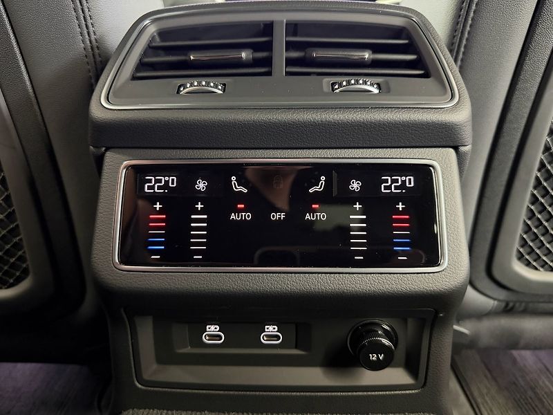 Audi A7 50TDI QUATTRO S-LINE, MATRIX, - fotka 28 z 31