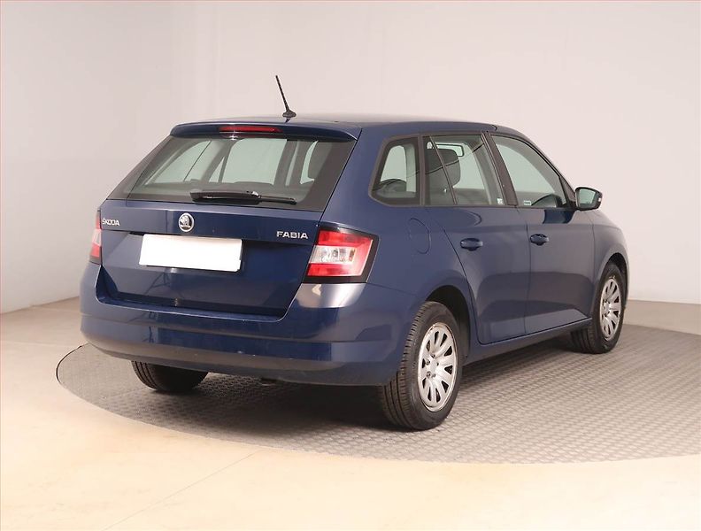 Škoda Fabia (2015) 1.0, Serv.kniha - fotka 5 z 14