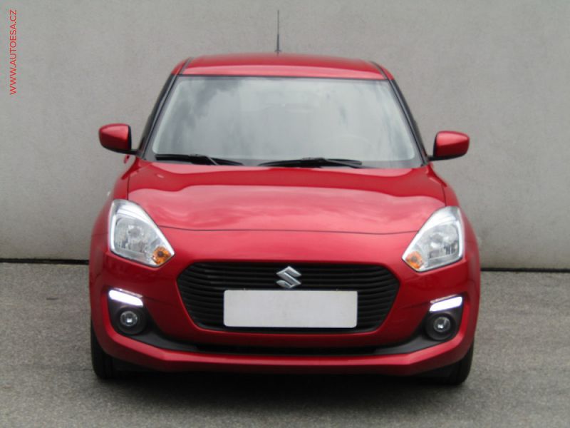 Suzuki Swift (2018) 1.4, Sport - fotka 2 z 3