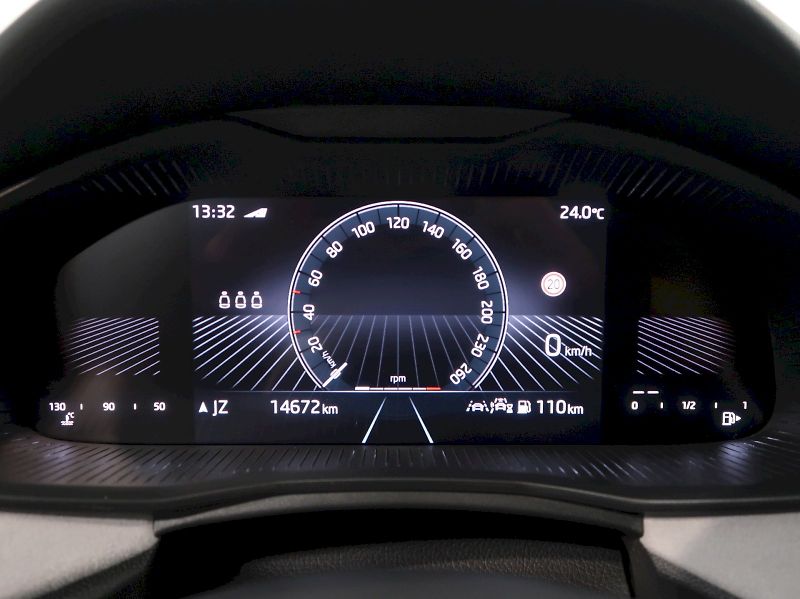 Škoda Scala (2025) TOP SELECTION 1.0TSI 85KW - fotka 19 z 39