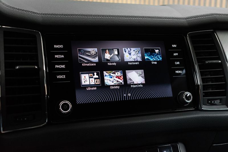 Škoda Kodiaq 2.0 TDI DSG*TAŽNÉ**DPH*ČR 1.M* - fotka 27 z 42