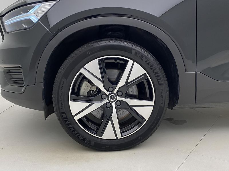 Volvo XC40 PURE ELECTRIC RECHARGE PLUS - fotka 31 z 51