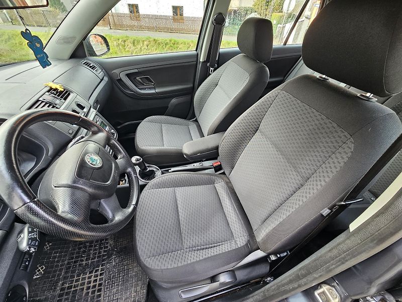 Škoda Fabia (2011) 2 1.6TDI - fotka 9 z 19