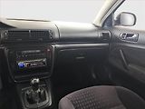 Volkswagen Passat (2004) 1.9 TDI, Klima, levný provoz - náhled 8