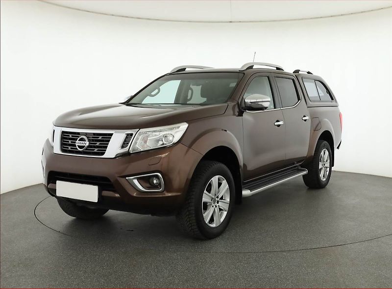 Nissan Navara (2016) 2.3 dCi - fotka 2 z 20