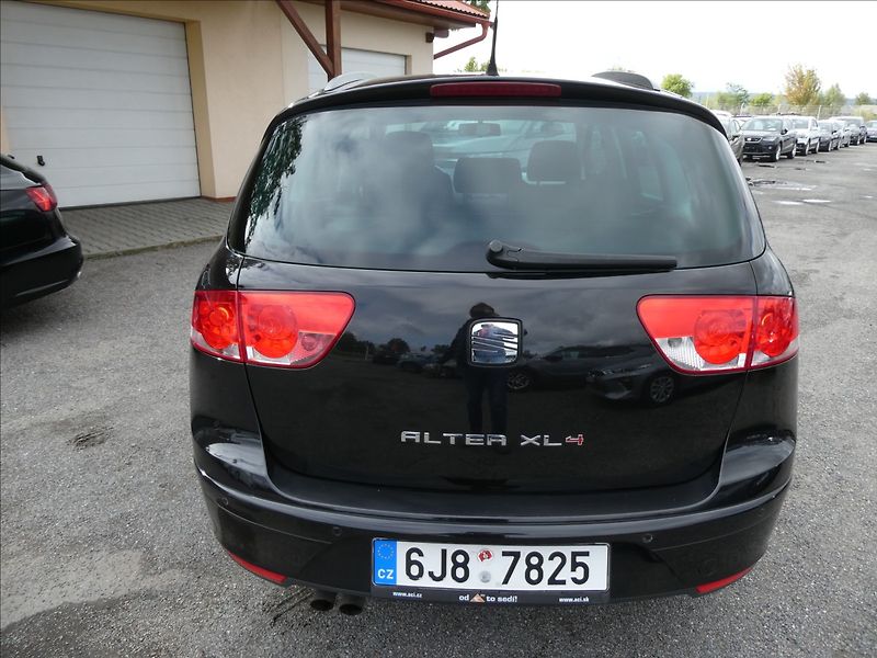 Seat Altea 2,0 TDi 103kW XL 4x4,navigace - fotka 8 z 39