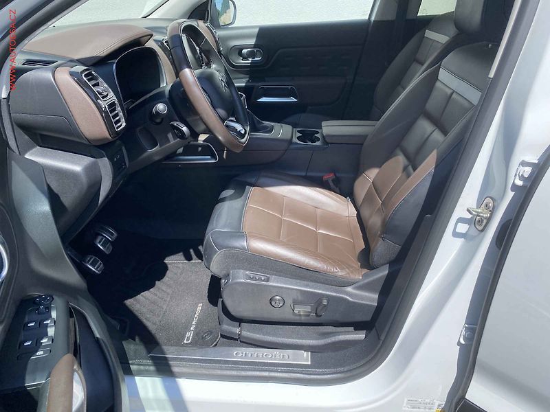 Citroën C5 Aircross (2019) 1.2PT, Shine, kůže, panor - fotka 9 z 21