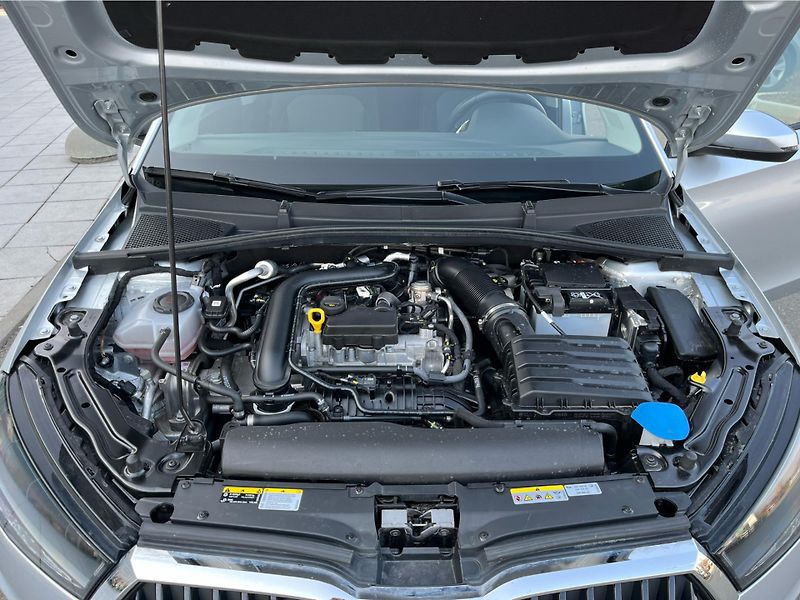 Škoda Fabia 1.0 TSI 70 kW TOP SELECTION - fotka 26 z 26