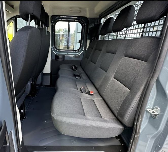 Opel Movano (2026) Valník dvojkab L4 H 180k-7míst - fotka 8 z 18