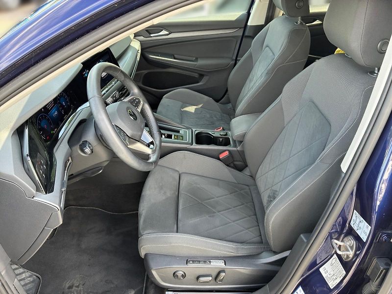 Volkswagen Golf Variant (2022) STYLE 1.5eTSI 110kW DSG CZ - fotka 7 z 11