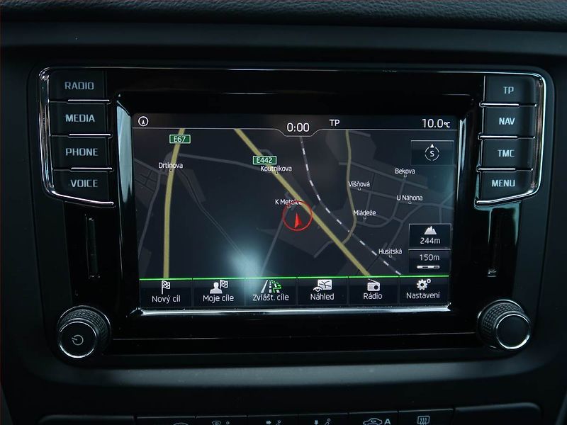 Škoda Yeti (2016) 2.0 TDI, 4X4, Automat, Navi - fotka 19 z 21