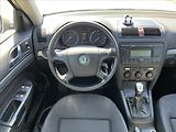 Škoda Octavia 2,0 TDi 103KW TAŽNÉ STK 7/2027 - náhled 14