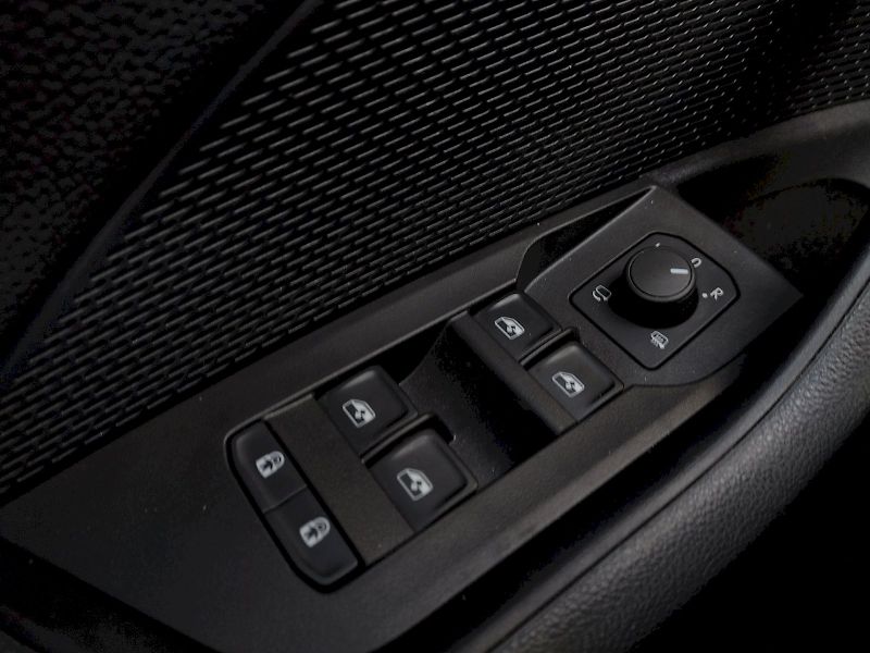 Škoda Octavia (2025) SportLine 2,0 Tsi 150 Kw 4x4 D - fotka 25 z 39
