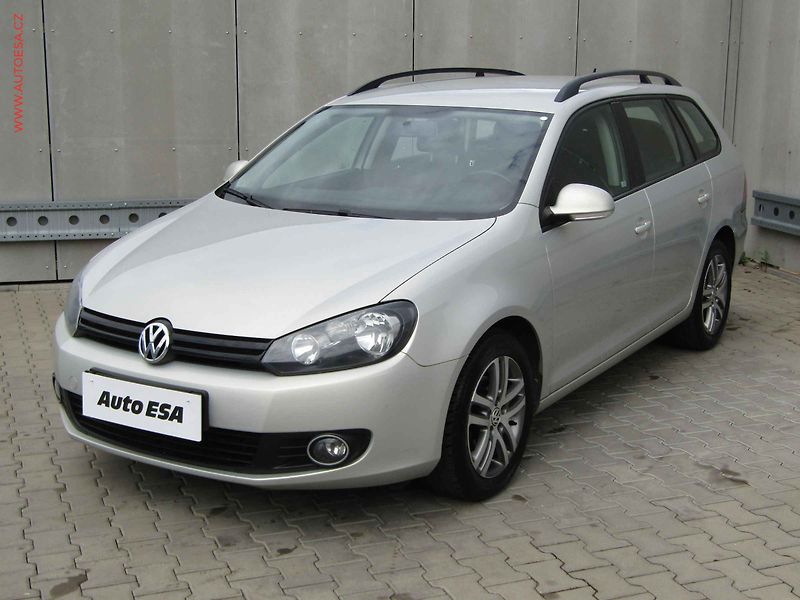 Volkswagen Golf (2010) 1.2 TSi, 2.maj,ČR, Tempo - fotka 3 z 17