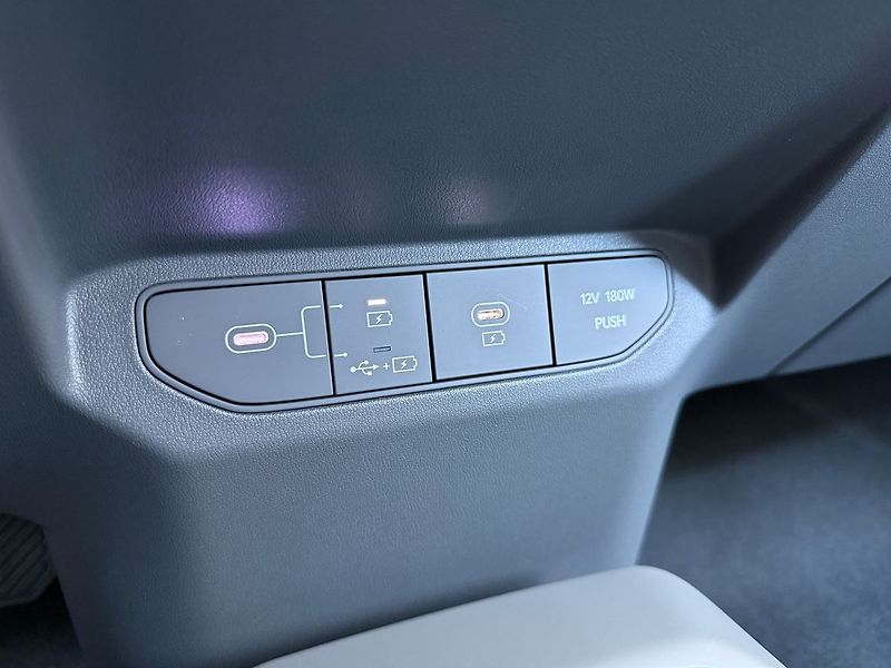 Kia EV3 EARTH 81kWh - fotka 25 z 38