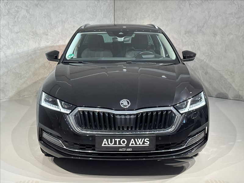 Škoda Octavia 1,4 TSi  iV DSG Style Virtual - fotka 3 z 49