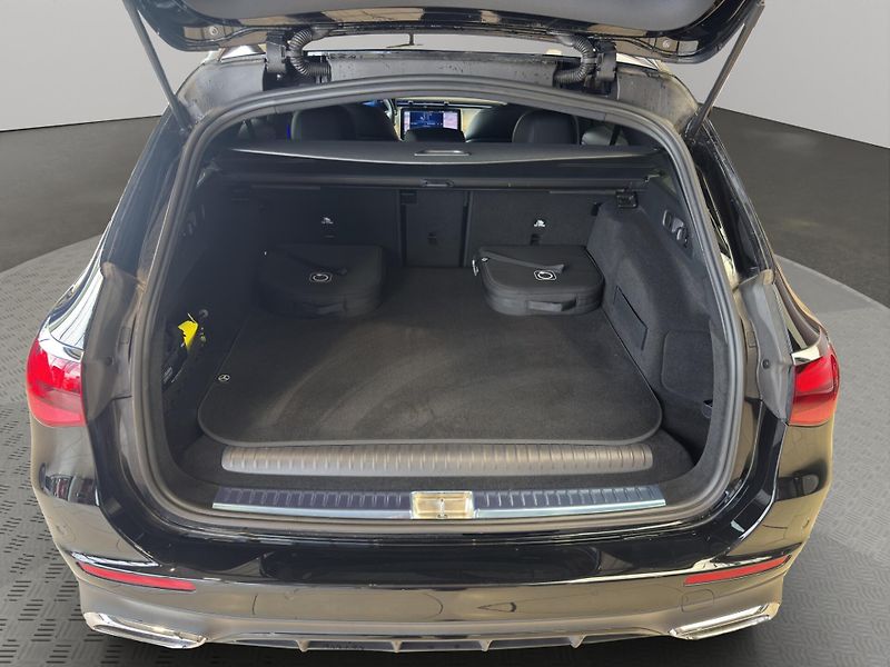 Mercedes-Benz Třídy E (2025) E 300 de 4MATIC - fotka 23 z 23