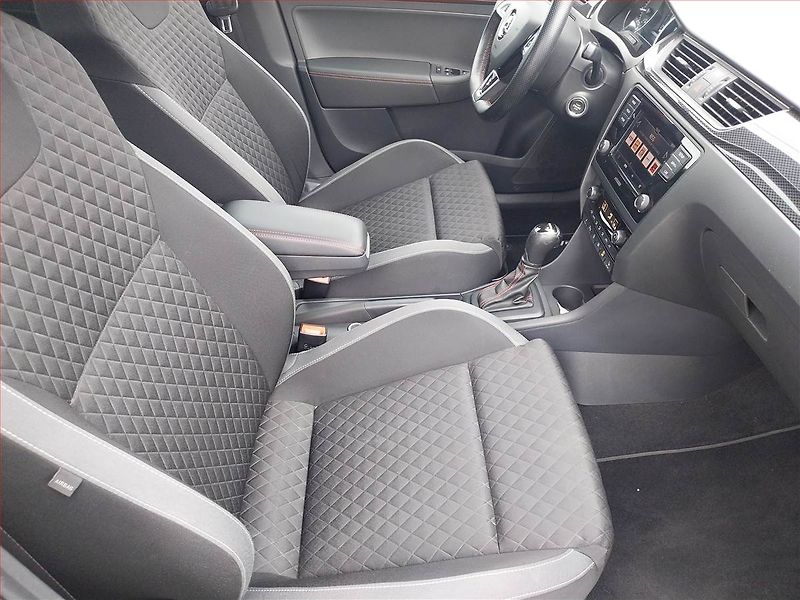 Škoda Rapid (2019) Monte Carlo 1.0 TSI, Automat - fotka 9 z 15