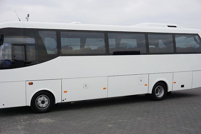 Mercedes-Benz (2017) APOLLO / EURO 6 / 41 OSÓB / 11 - fotka 14 z 54