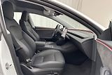 Tesla Model 3 Long Range AWD Highland Tažné - náhled 6