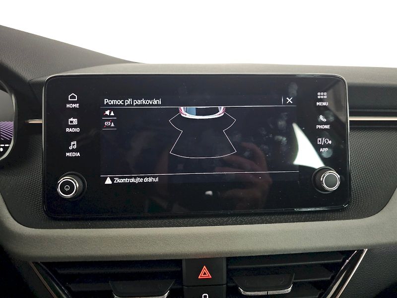Škoda Kamiq (2025) 1.0TSI 85kW TOP SELECTION MATR - fotka 14 z 25