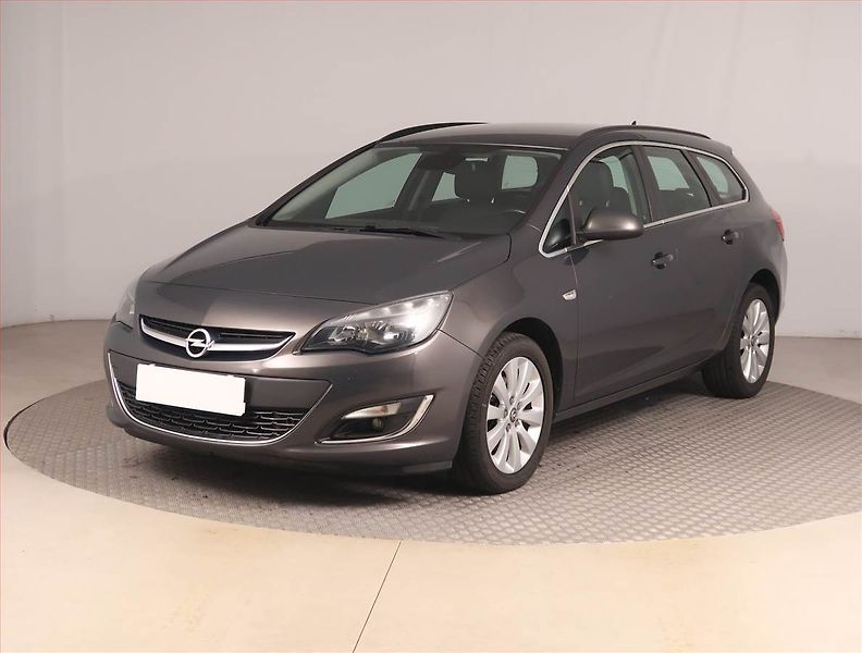 Opel Astra (2015) 1.6 CDTI, Serv.kniha, Tempomat - fotka 2 z 15
