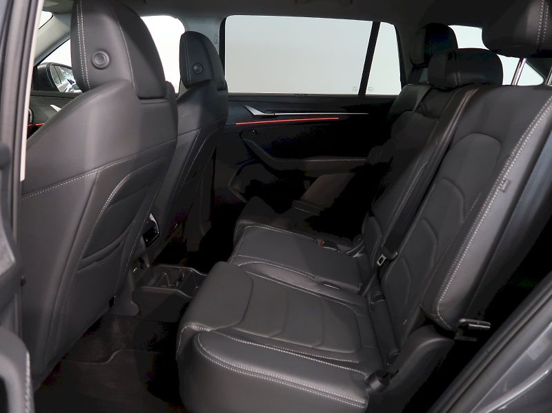 Škoda Kodiaq (2026) EXCLUSIVE 2.0TDI 142KW 4x4 DSG - fotka 17 z 49