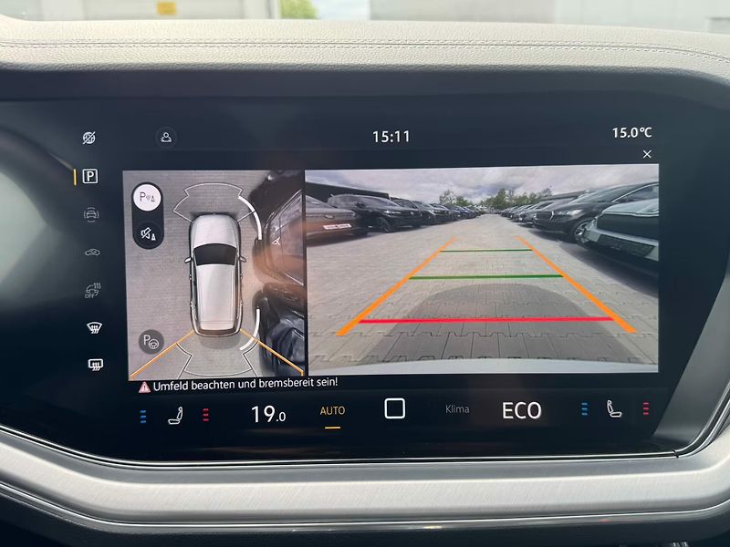 Volkswagen Touareg TDI 210kW R-Line Pano HuD DYN - fotka 21 z 28