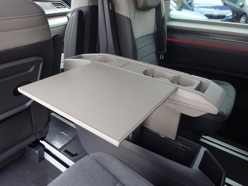 Volkswagen Multivan (2025) Long Style 1,5TSI PHEV 4M - fotka 9 z 26