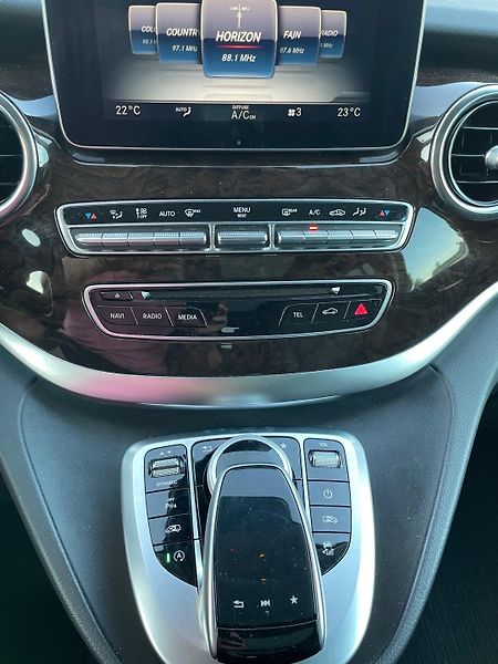 Mercedes-Benz Třídy V (2017) 250D 4Matic - fotka 22 z 27