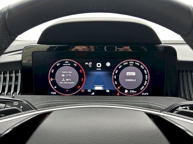 Škoda Superb (2025) Combi 2.0 TDI 110kW DSG SportL - fotka 11 z 35