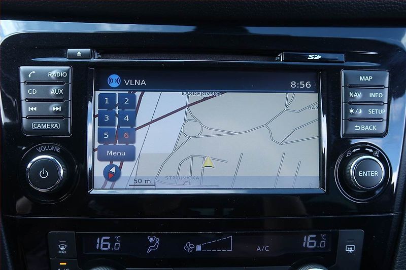 Nissan Qashqai (2014) N-Connecta 1.2 DIG-T - fotka 18 z 21