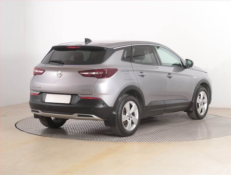 Opel Grandland X (2019) 1.5 CDTI, Serv.kniha, Kůže - fotka 5 z 17